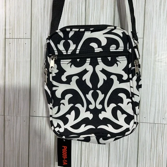 Black and White Crossbody Multi-zippers - Picture 3 of 9